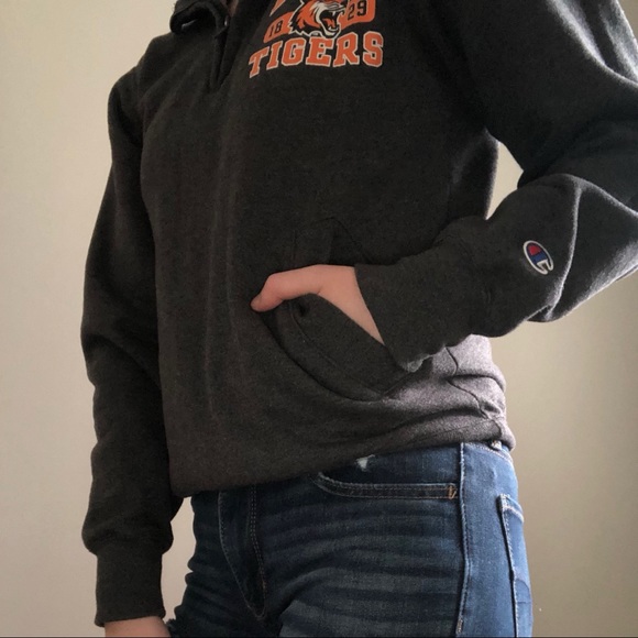 RIT Quarter Zip w/ Pockets! - Picture 5 of 5